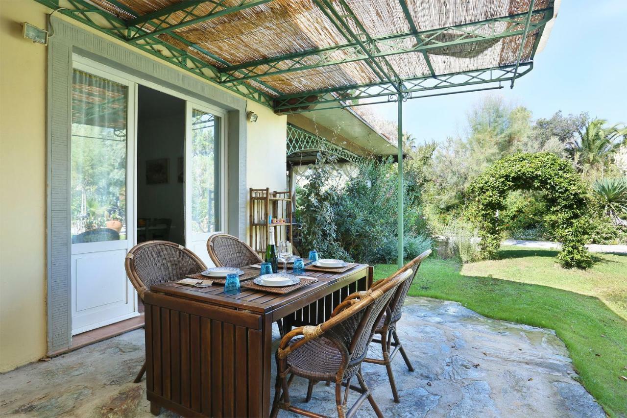 Soleado Beach House ปิเอตราซานตา ภายนอก รูปภาพ